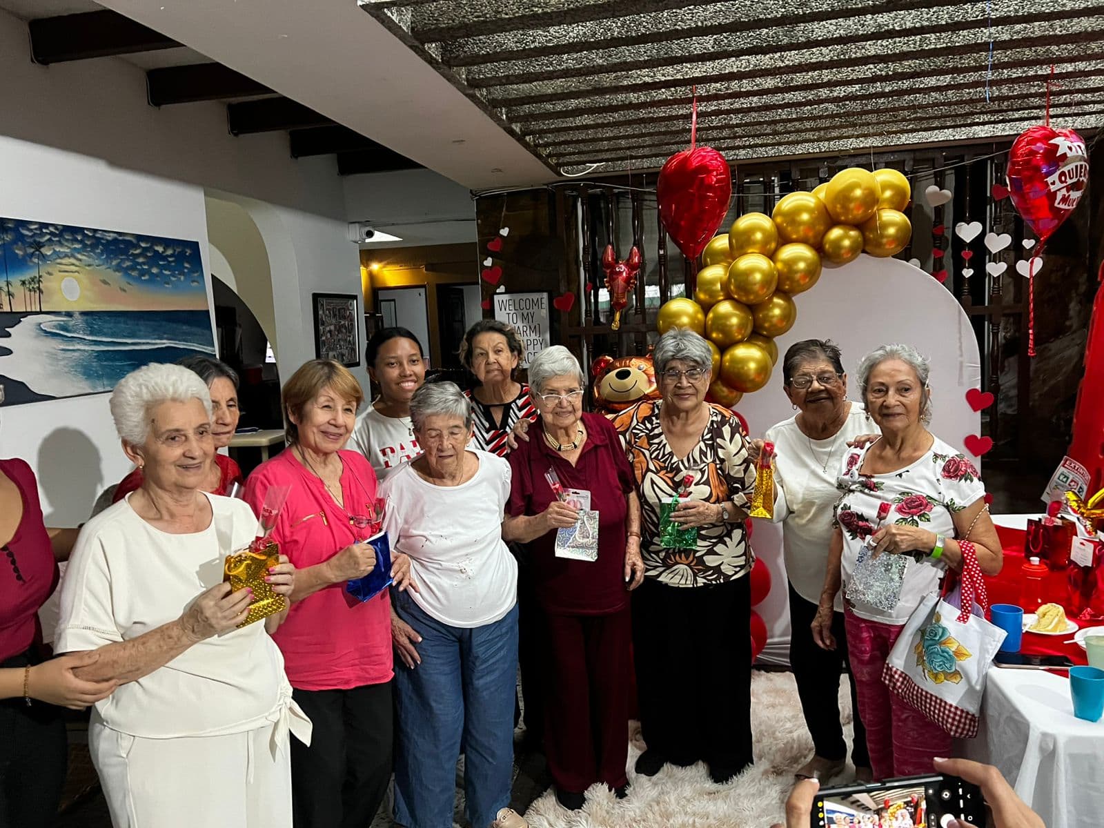 Celebración de Amor y Amistad con la Orquesta de la Policía Nacional